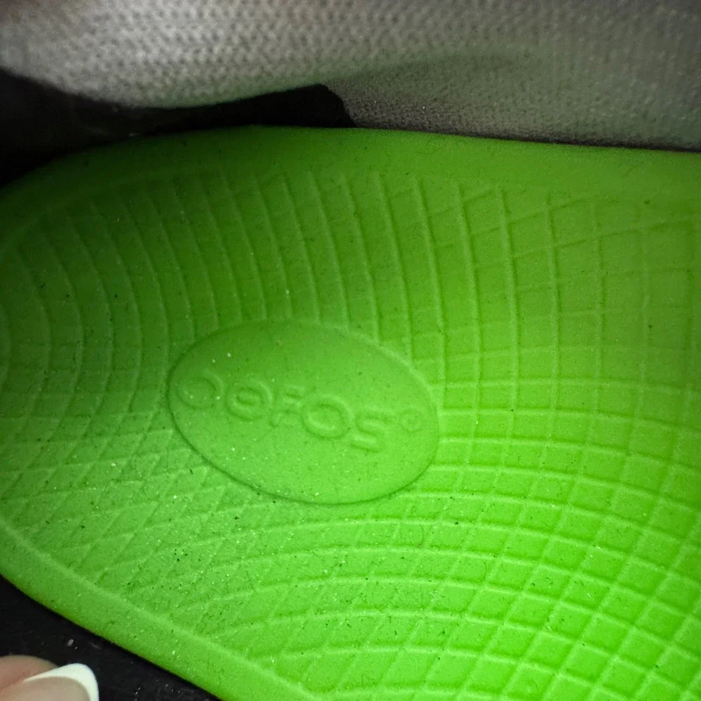 OOFOS oomg sport